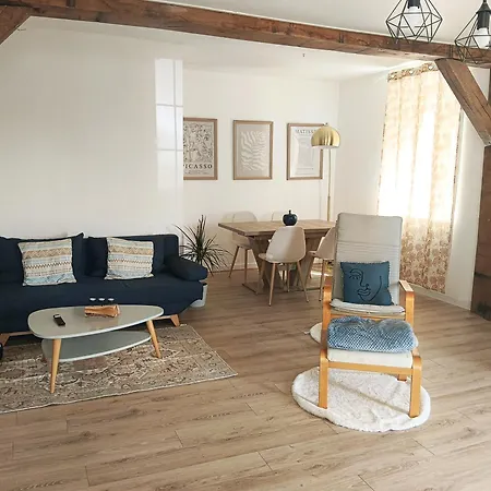 Сasa de vacaciones La Maison Bleue *